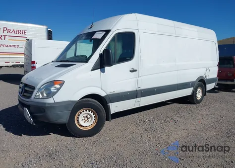 2011 Mercedes-Benz Sprinter 2500 High Roof from USA, damaged, VIN WD3PE8CB6B5604261